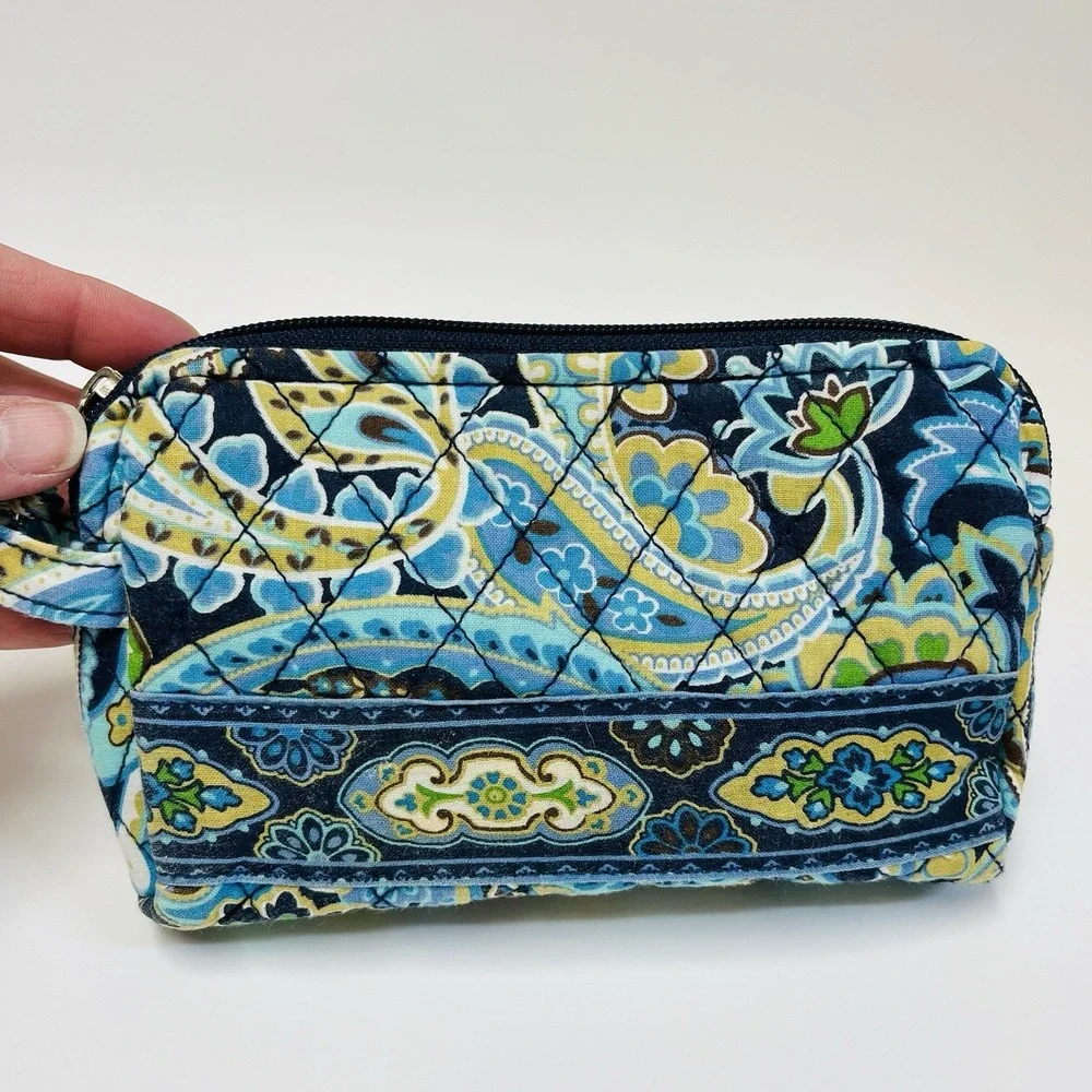Vera Bradley Peacock Pattern 2007 Quilted Cotton Cosmetic Make-up Bag‎ Wristlet